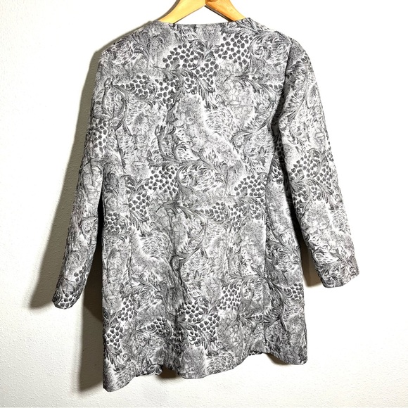 Chico's metallic brocade duster jacket blazer Patterned sz 1 8/10 silver gray - Picture 8 of 9